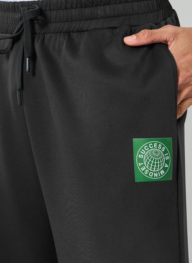 ستايلي جوغر سكوبا بأرجل واسعة ورقعة - Image 2